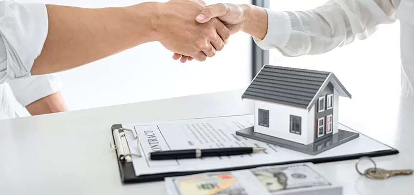 How We Determine Your Sell House Before Foreclosure Offer in Deer Park, NY?