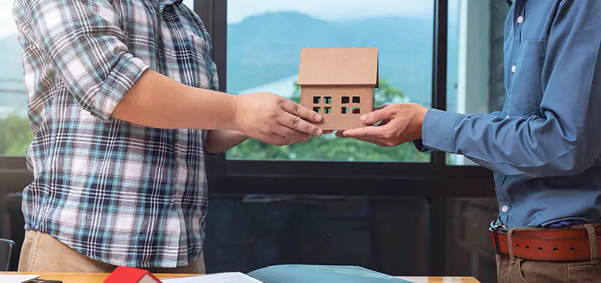 How We Determine Your Sell House with Reverse Mortgage Offer in Deer Park, NY?